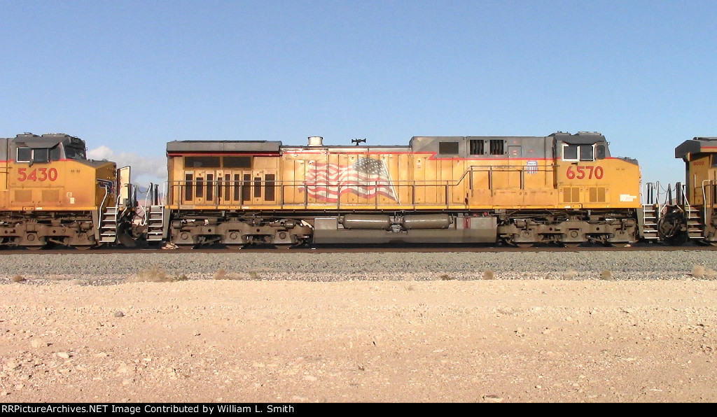 WB Manifest Frt at Erie NV W-MidTrn Slv -8